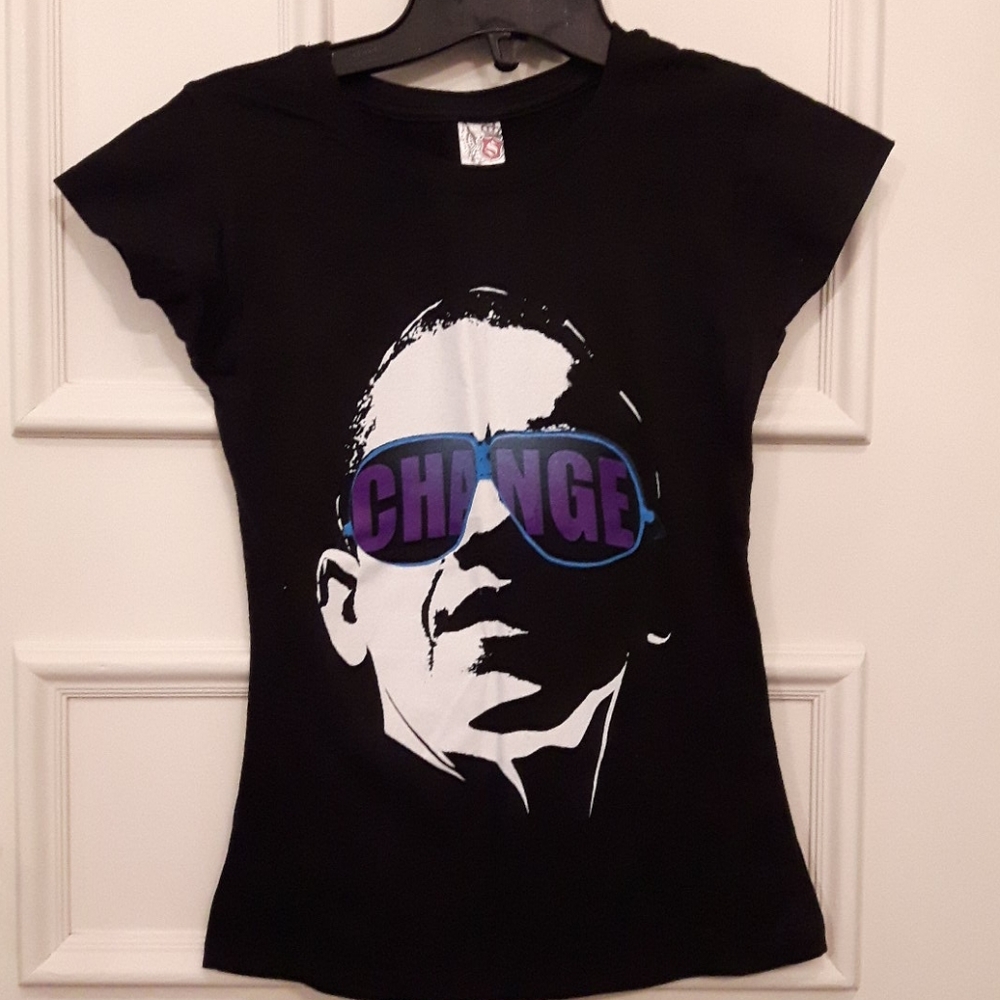 🛍️ NWOT Obama t shirt